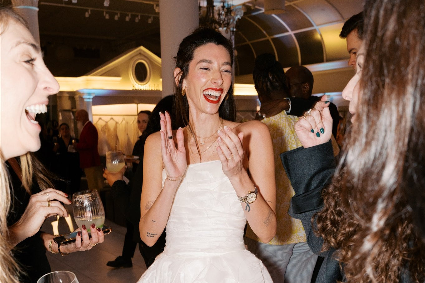 8 Wedding Dresses Perfect for a NYC Wedding