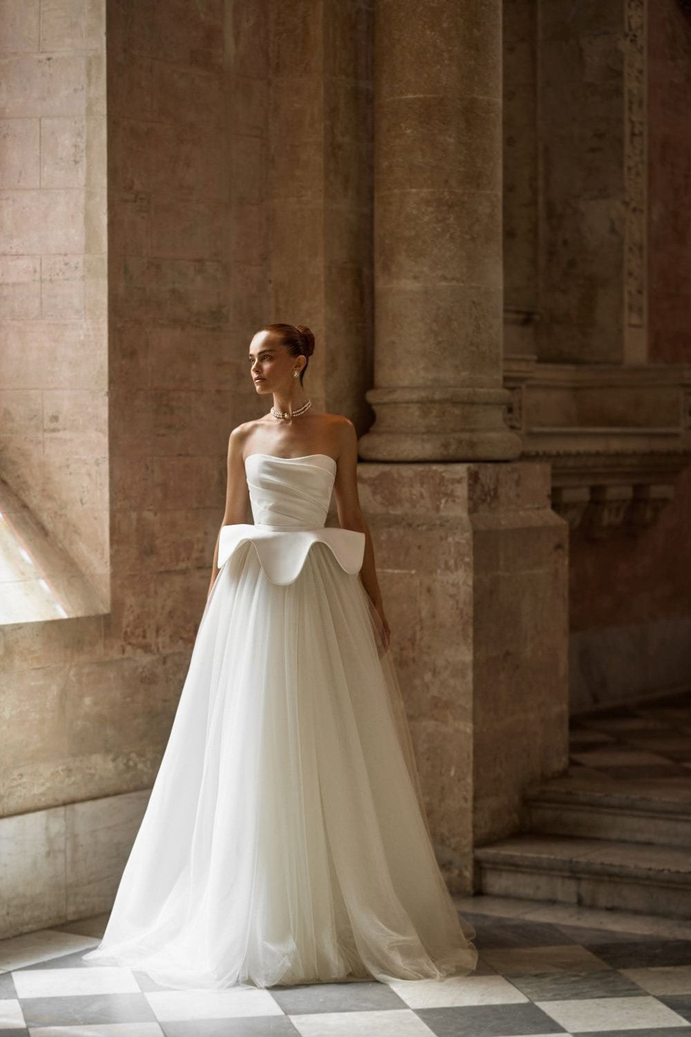 Sculptural Ivory Bridal Style for the Modern Bride