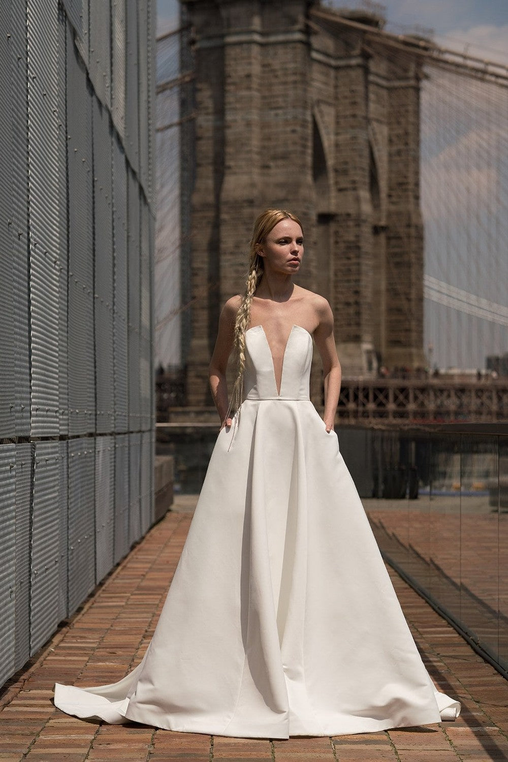 Alyne Sexy Wedding Dresses for Modern Brides