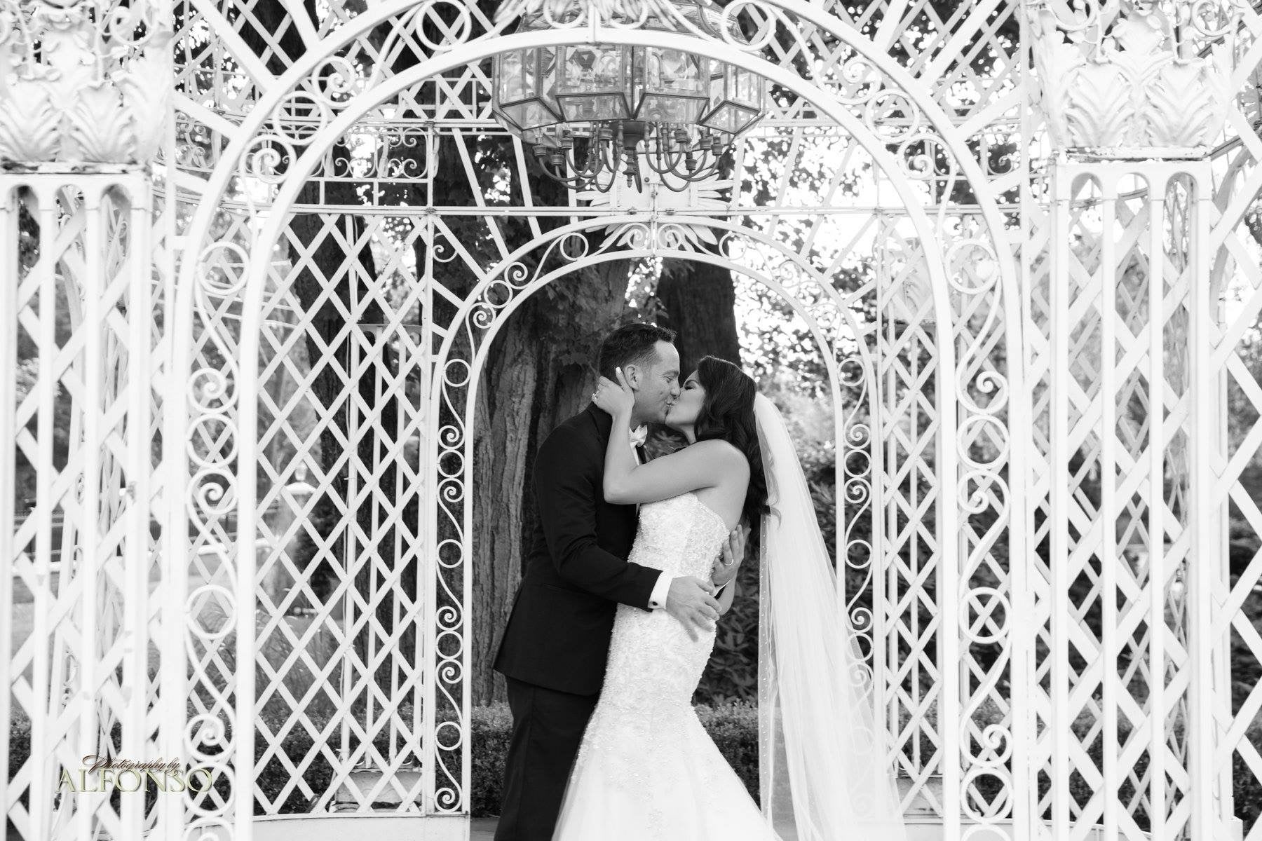 Kleinfeld Love Stories: Amanda and Matthew