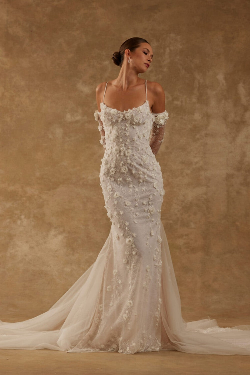 A Fresh Take on Spaghetti Strap Bridal Elegance