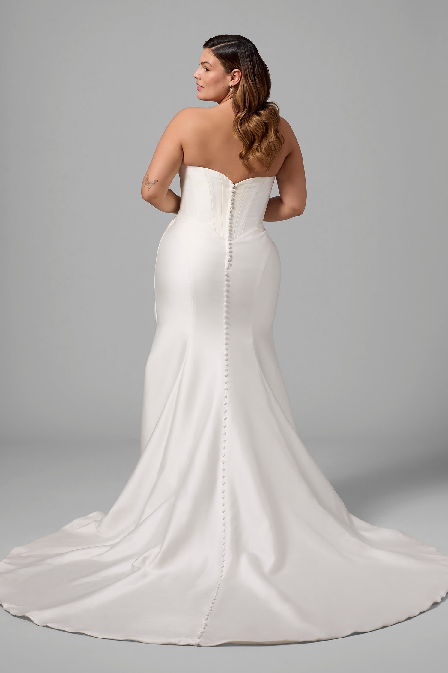 Plus-Size Chic Pearl-Embellished Fit-And-Flare Wedding Dress With Overskirt