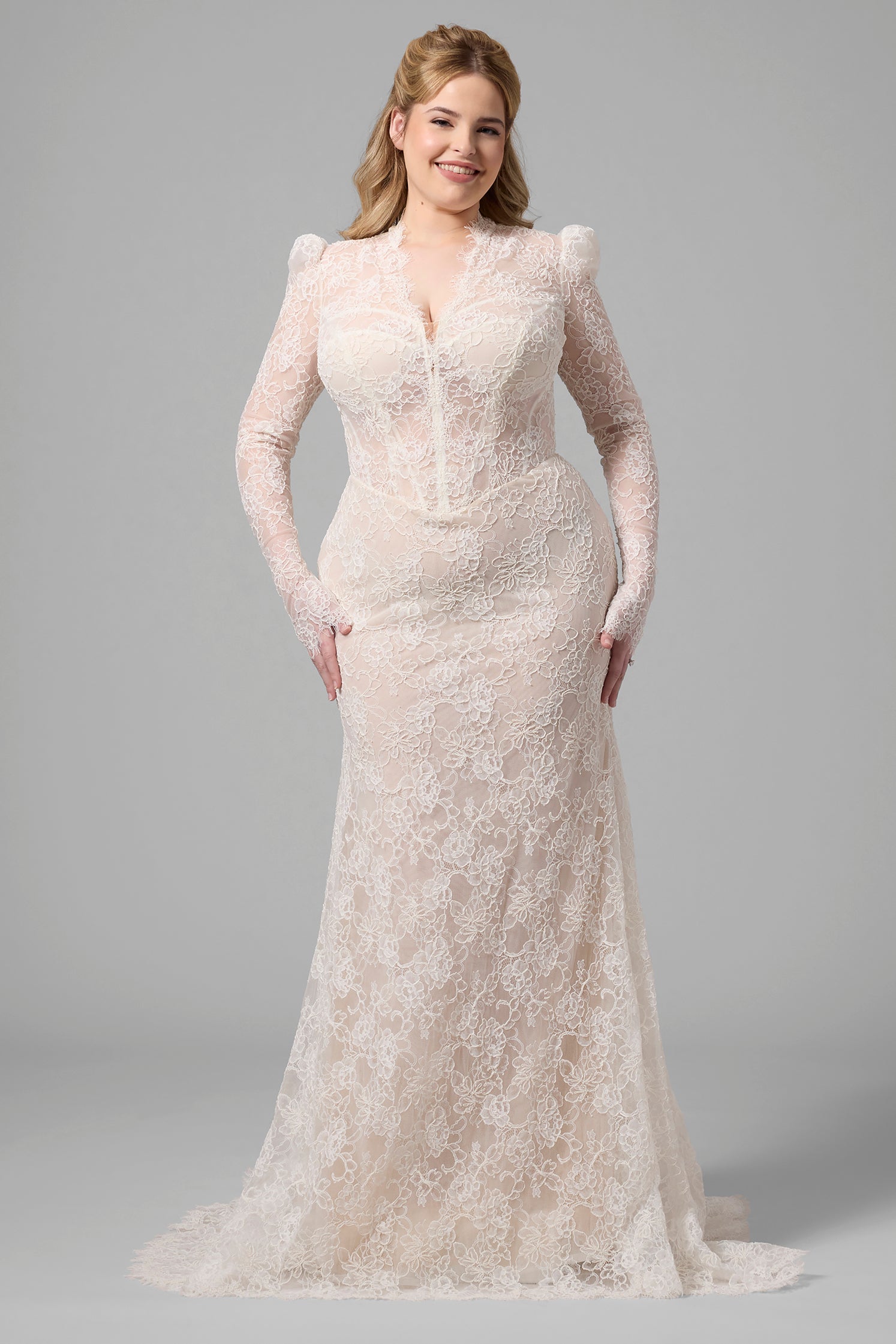 Plus-Size Long Sleeve Lace Sheath Wedding Dress With Pearl Buttons