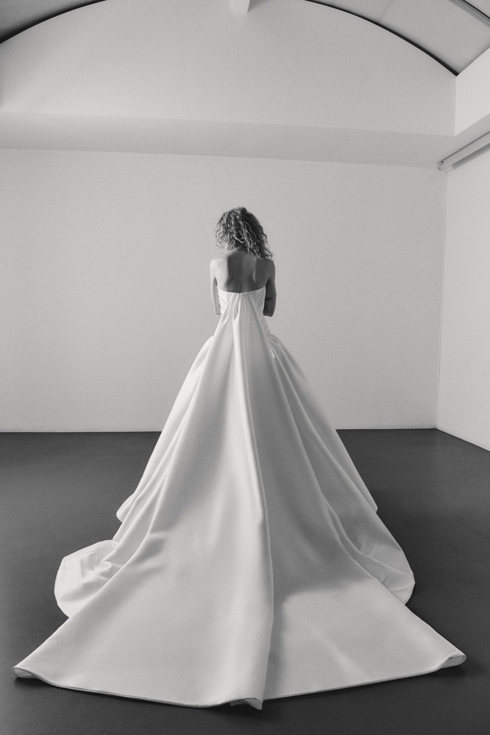 Sculptural Modern Drop Waist Ball Gown by Viktor & Rolf — image 2 of 2
