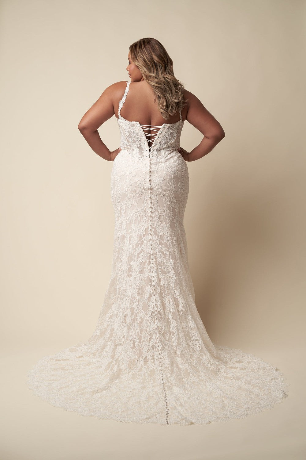 Basque-Waist Lace Sheath Wedding Dress With Corset And Buttons by Allure Bridals — image 3 of 3