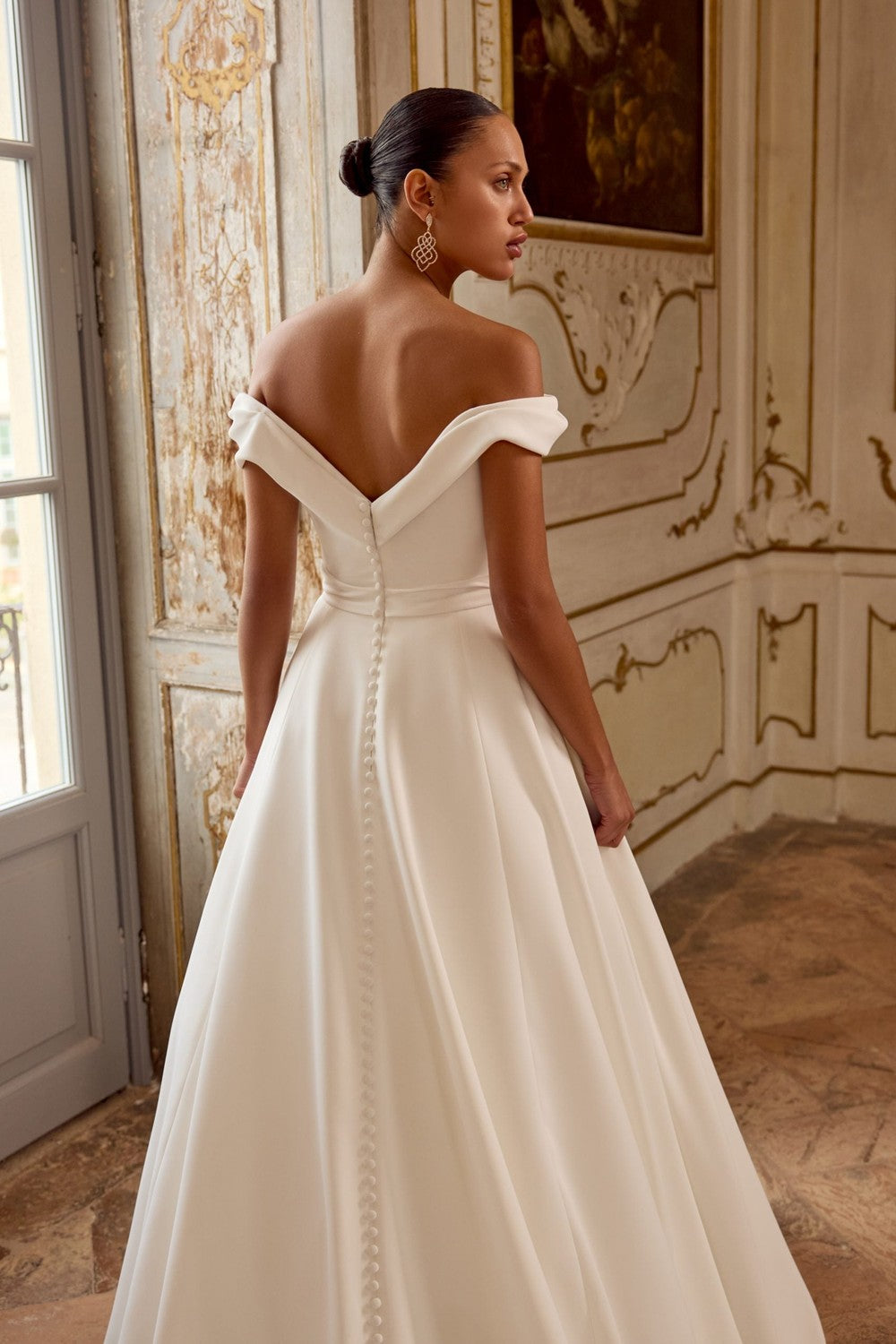 Plus-Size Chic And Simple A-Line Wedding Dress With Buttons by Justin Alexander — image 3 of 3