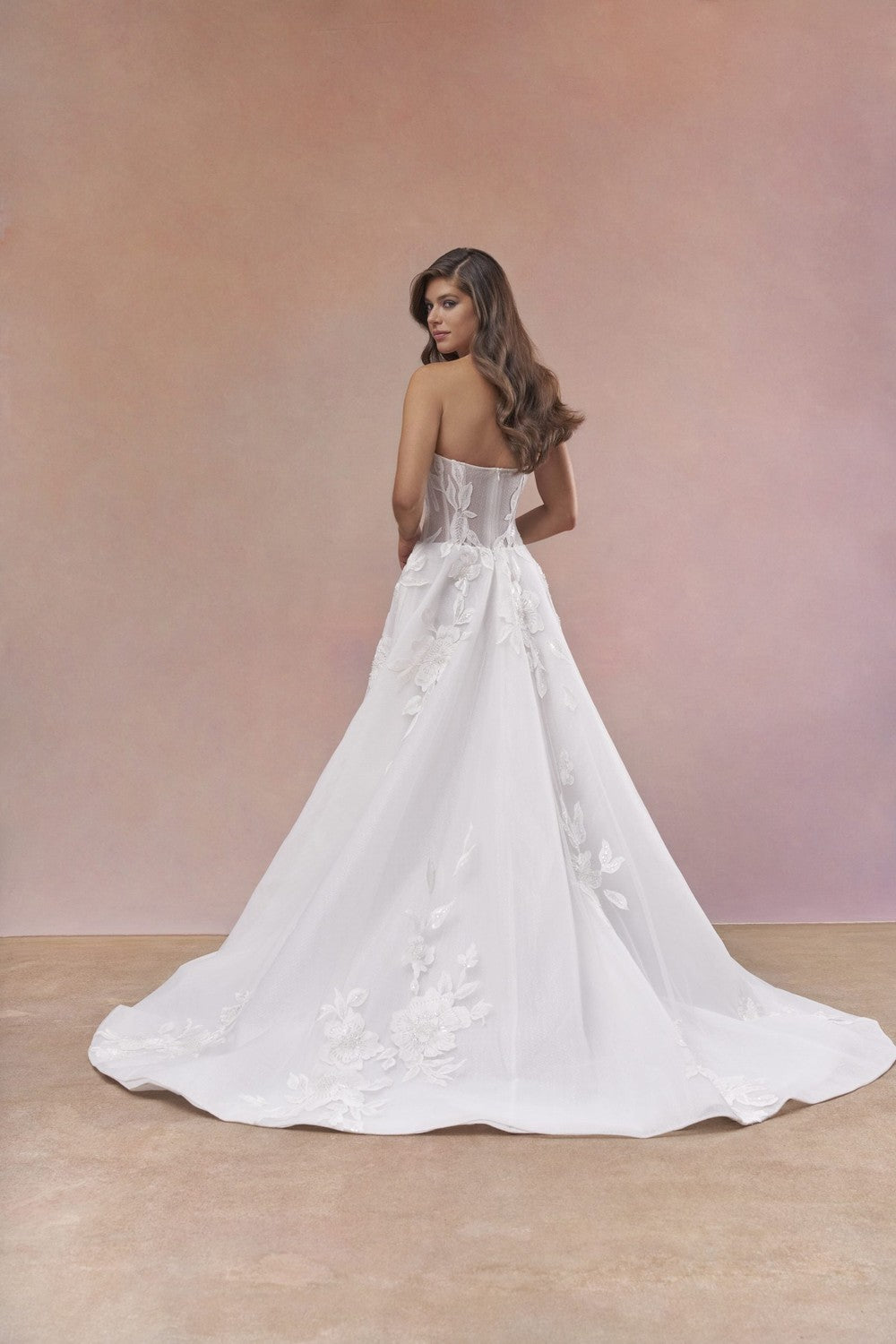 Floral‑Adorned A‑Line Wedding Dress by Maria Farbinni — image 4 of 4