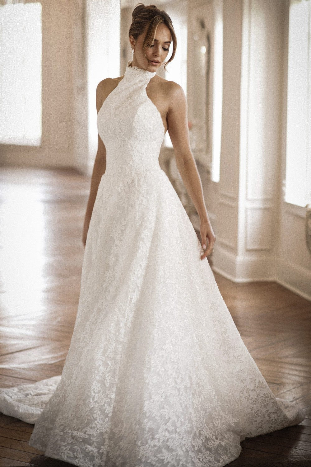 Chic And Romantic Halter-Neck A-Line Wedding Dress With Open Back