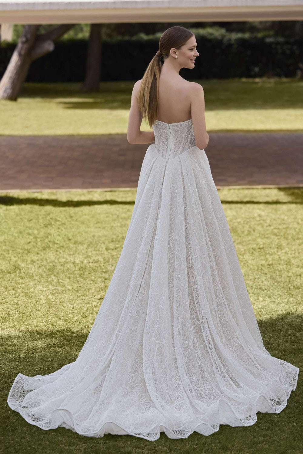 Lace A-Line Wedding Dress With Basque Waist by Pronovias — image 3 of 3