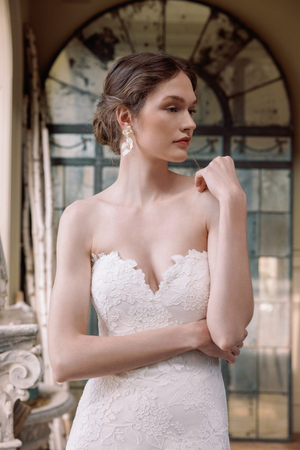 Chic And Romantic Lace Modified A-Line Wedding Dress by Sareh Nouri — image 2 of 3