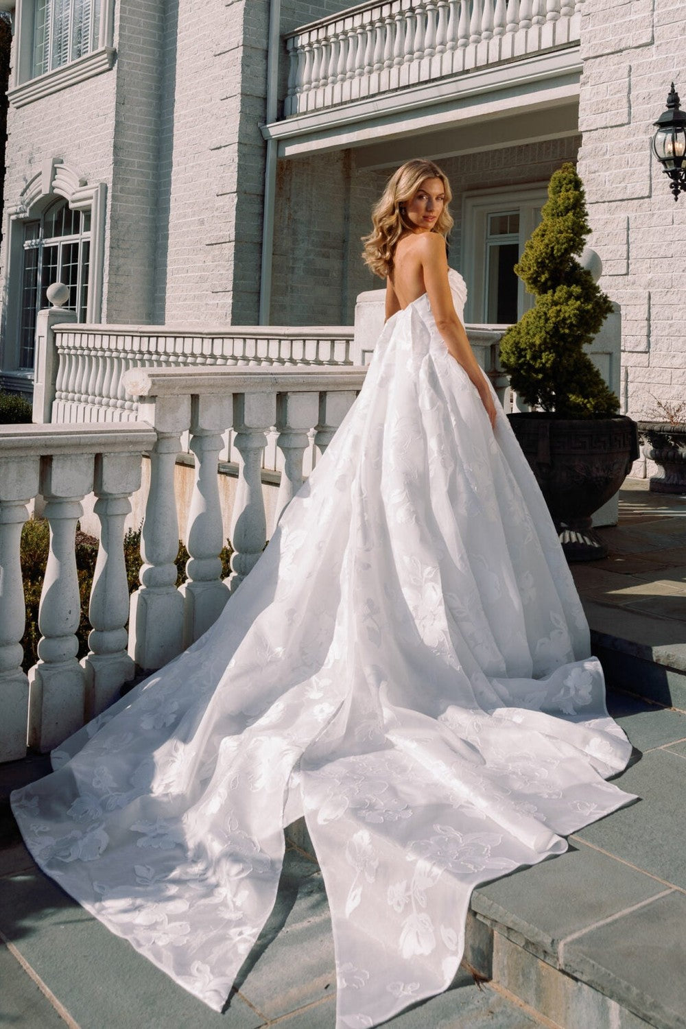 Chic And Romantic Silk Organza Ball Gown by Verdin Bridal — image 4 of 4