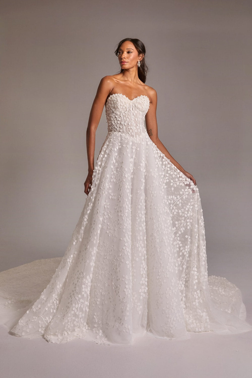 Verdin Bridal Garden Wedding Dresses for Romantic Brides