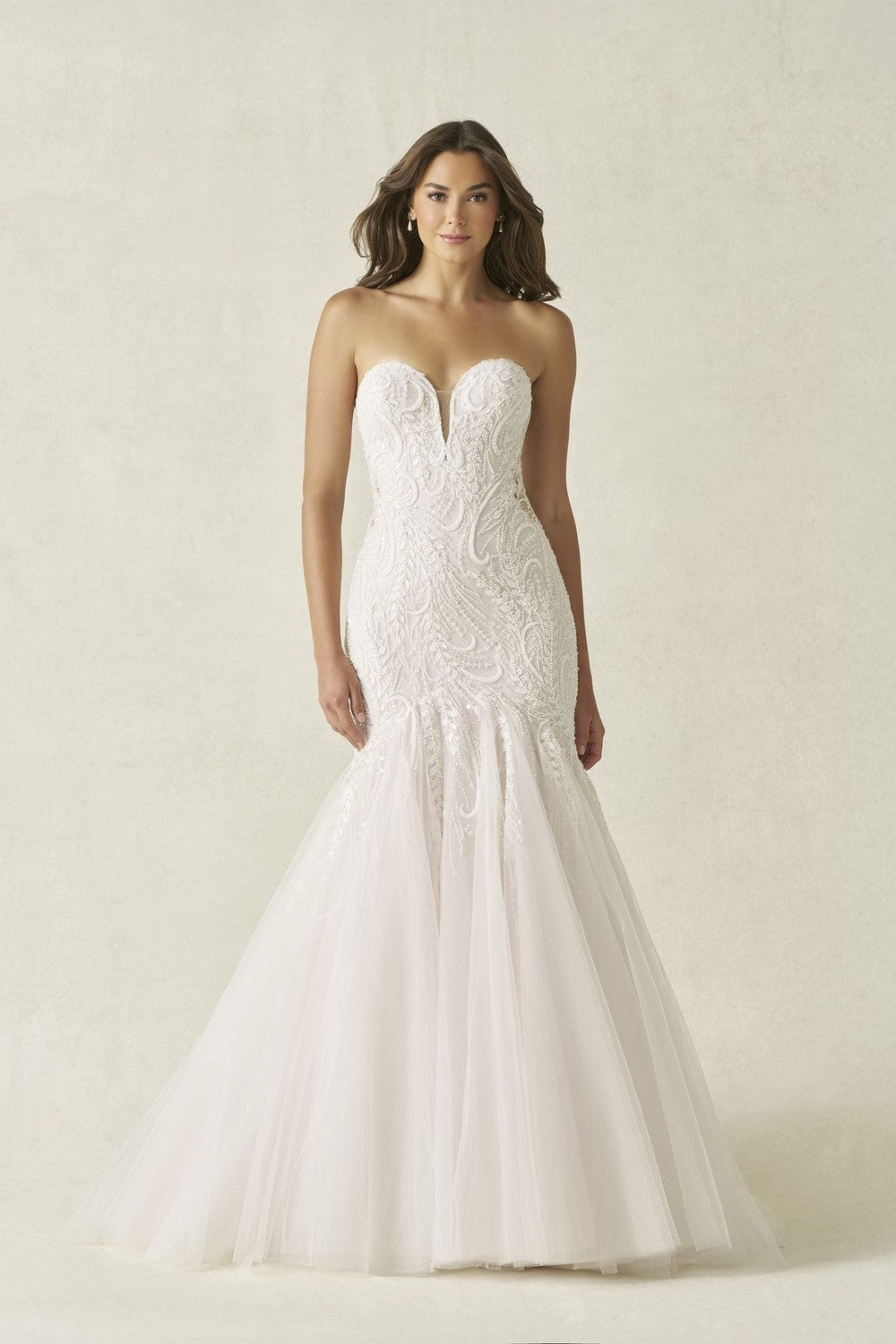 The Luminous Appeal of Glitter Tulle Bridal Style