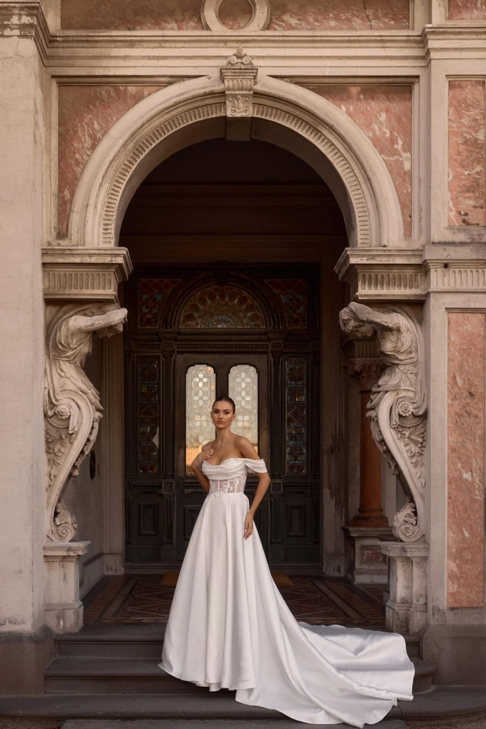 Modern Romance in Anna Campbell’s Bridal Collection