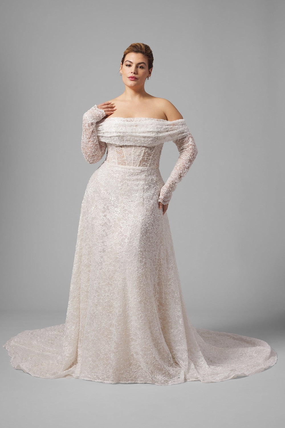 Why Detachable Sleeves Feel So Fresh in Bridal Fashion