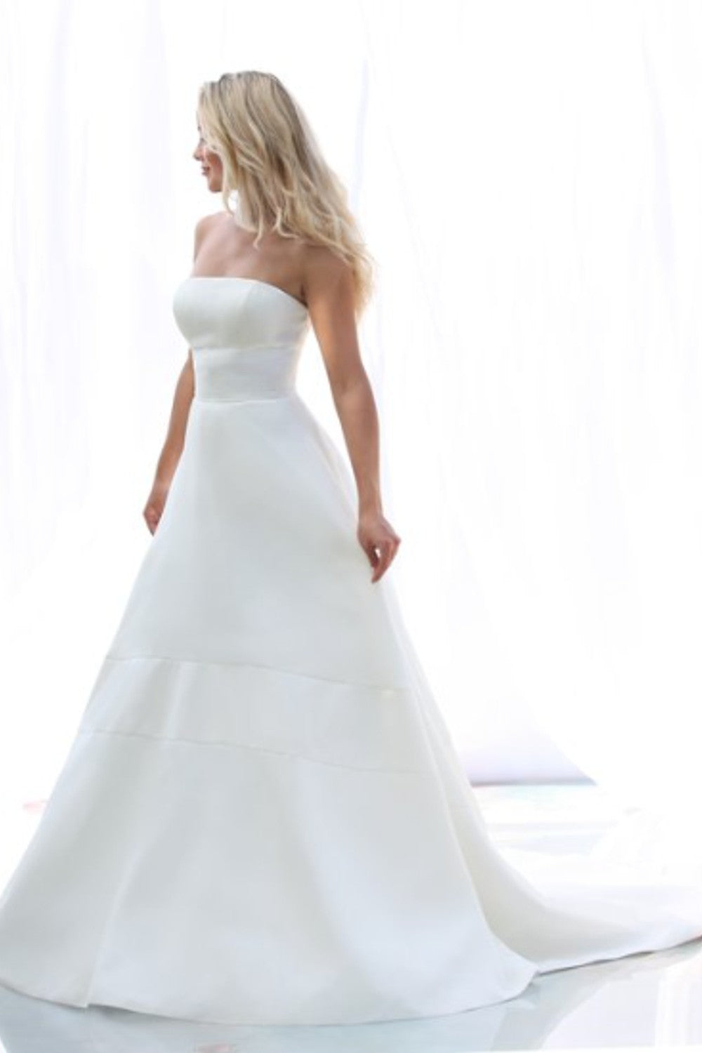 Ball Gown Wedding Dresses That Feel Truly Special