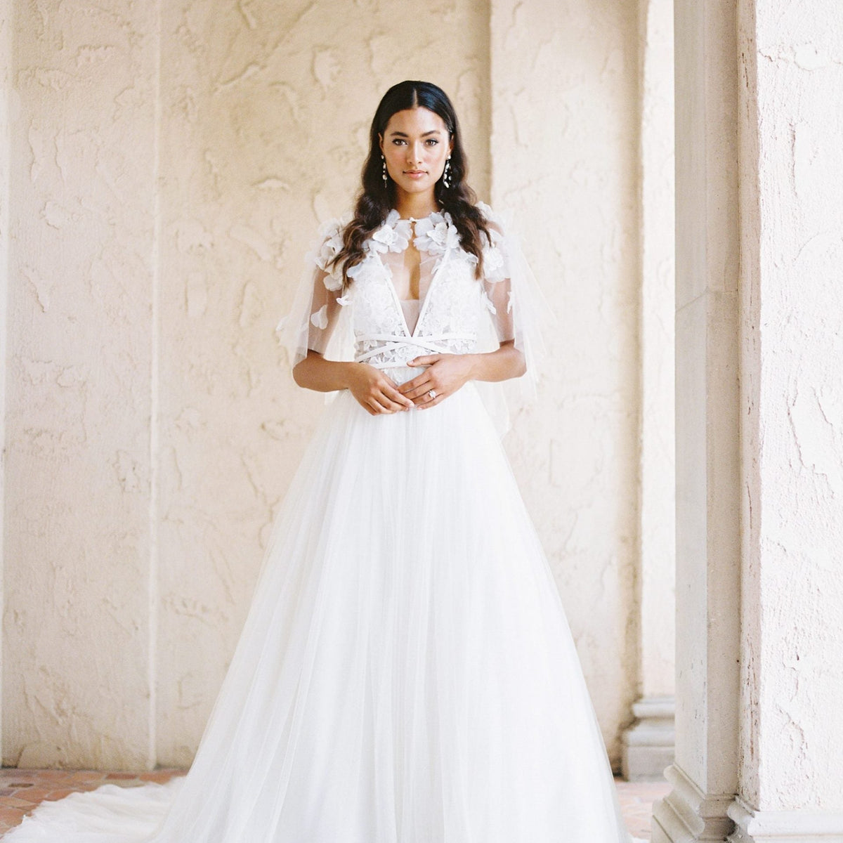 How to Thrive at Our Sample Sale | Kleinfeld Bridal Blog