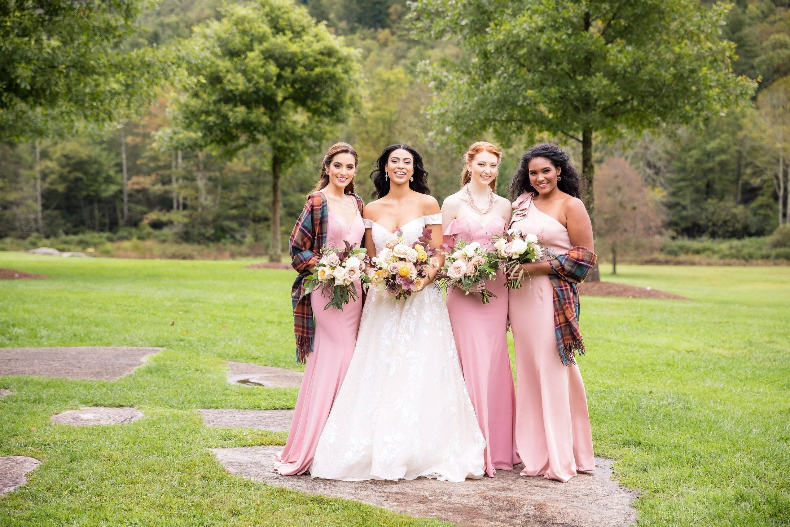 How to Make Your Bridesmaids Feel Unique in the Same Look