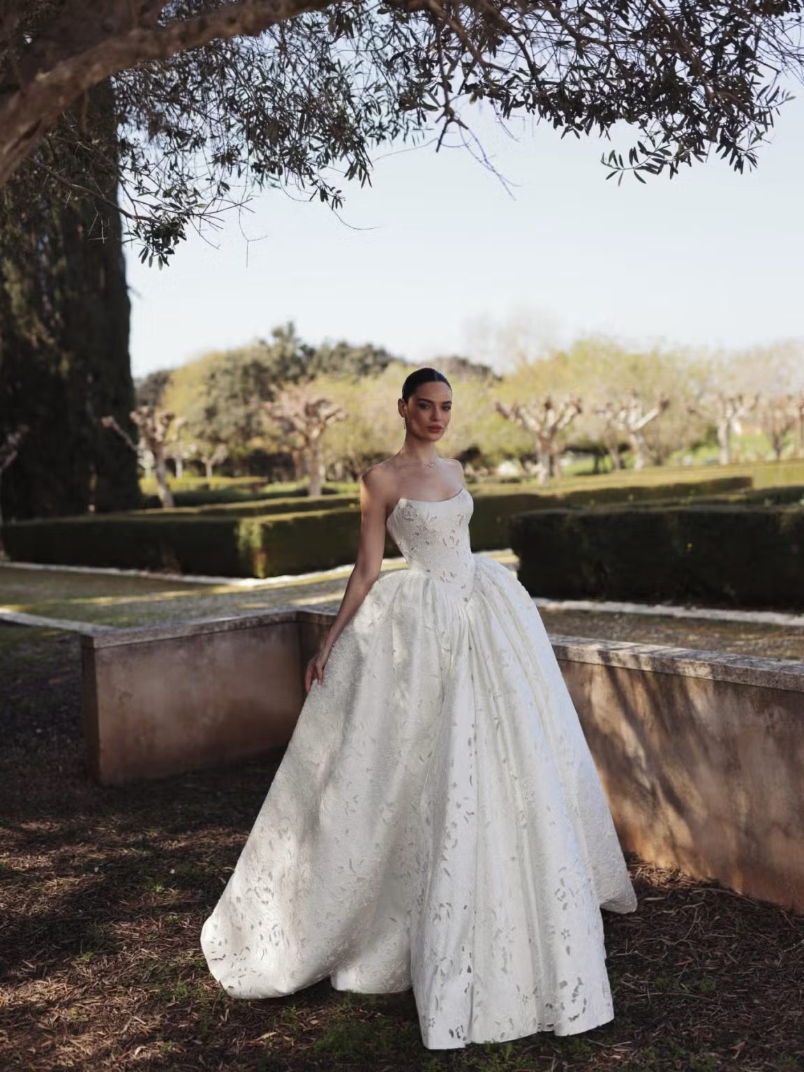 The Art of the Basque Waist Silhouette