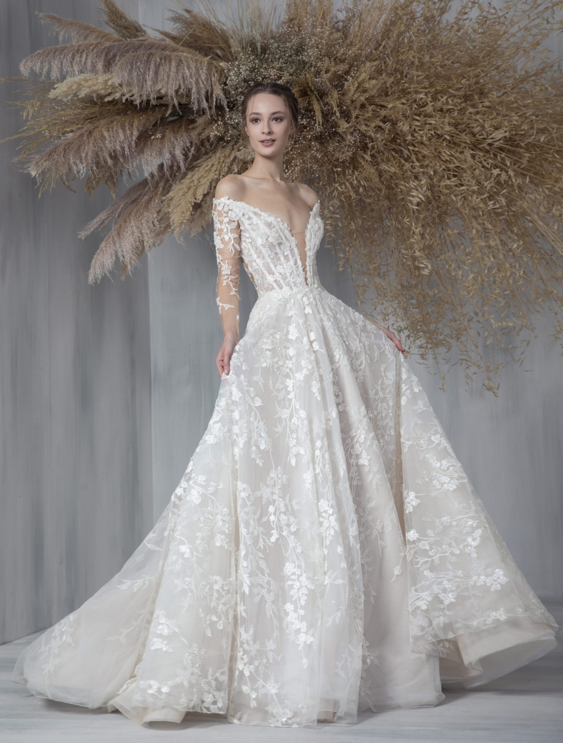 Long Sleeve Wedding Dresses Brides Love | Kleinfeld Bridal Long Sleeve Wedding Dresses Brides Love | Kleinfeld Bridal
