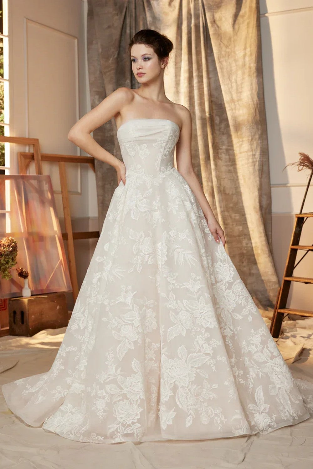 Why Chapel Train Gowns Feel So Effortlessly Elegant