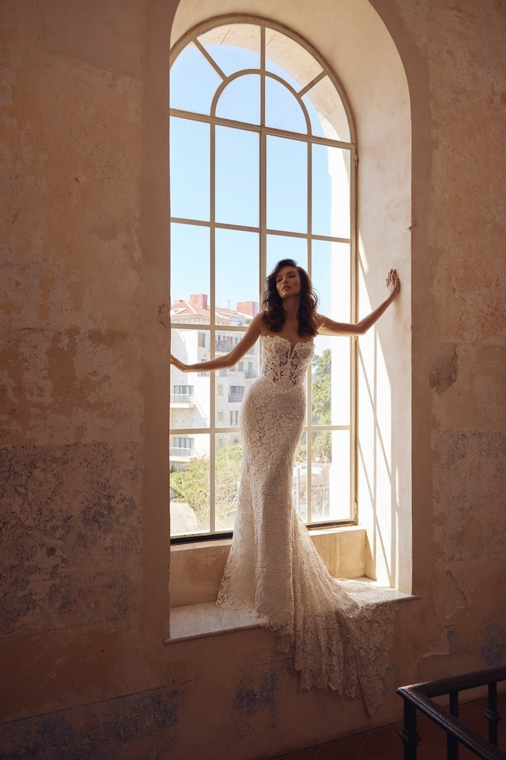 The Art of Guipure Lace in Modern Bridal Design