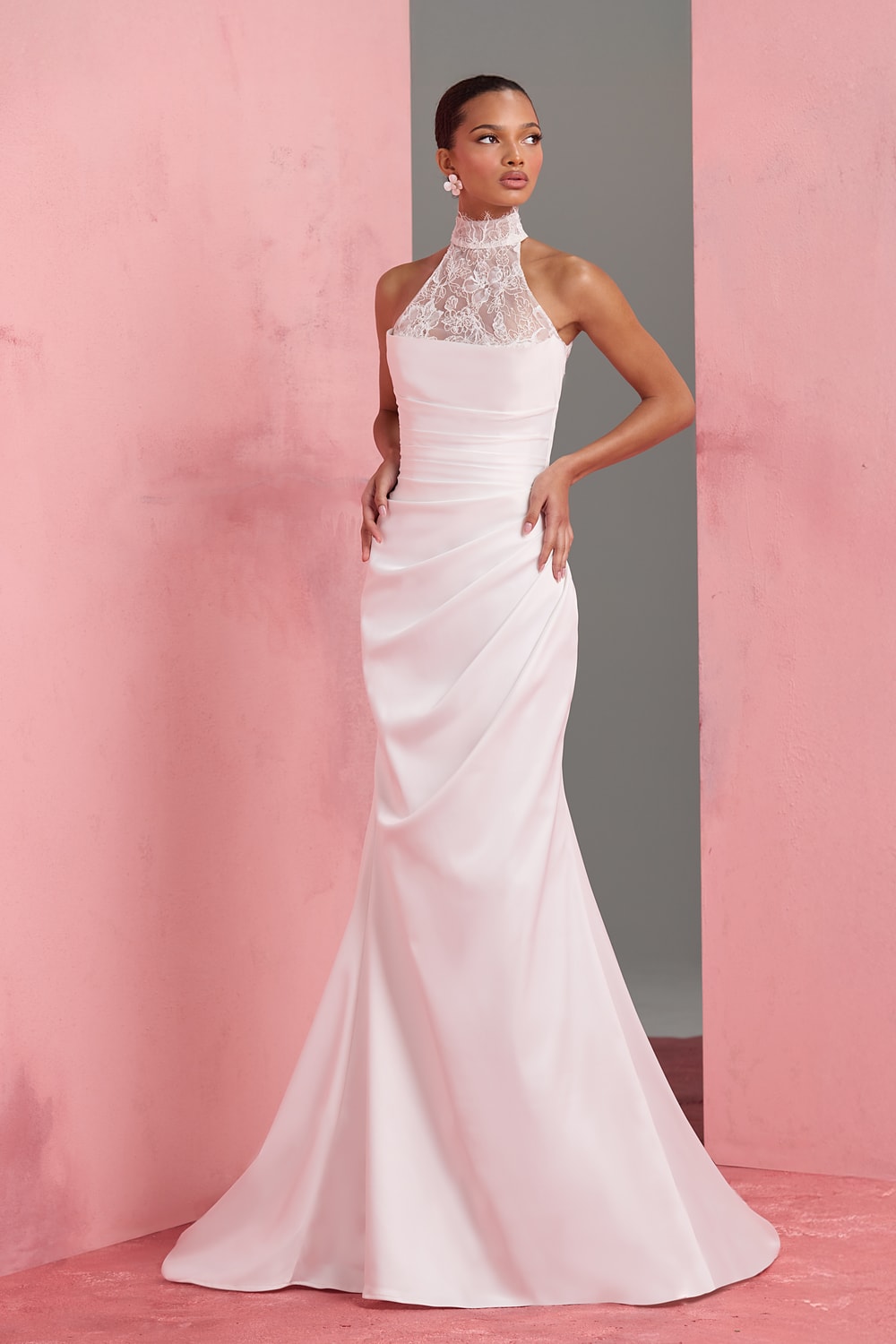 Why Anne Barge Sheath Dresses Feel So Effortless