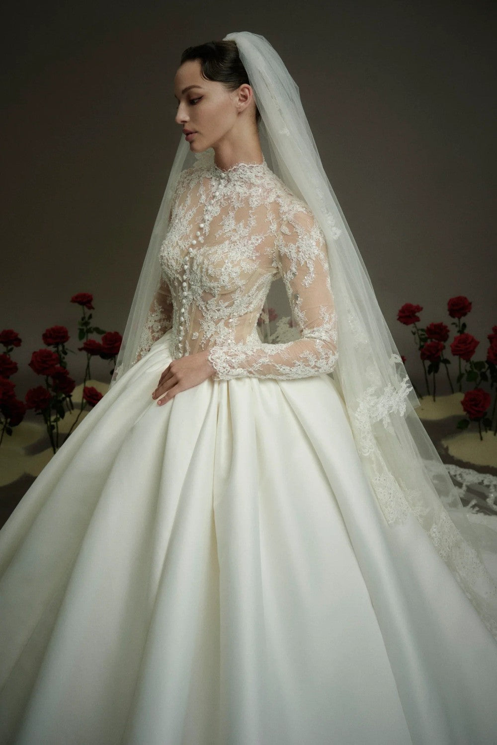 The Art of a Sheer Back Bridal Moment