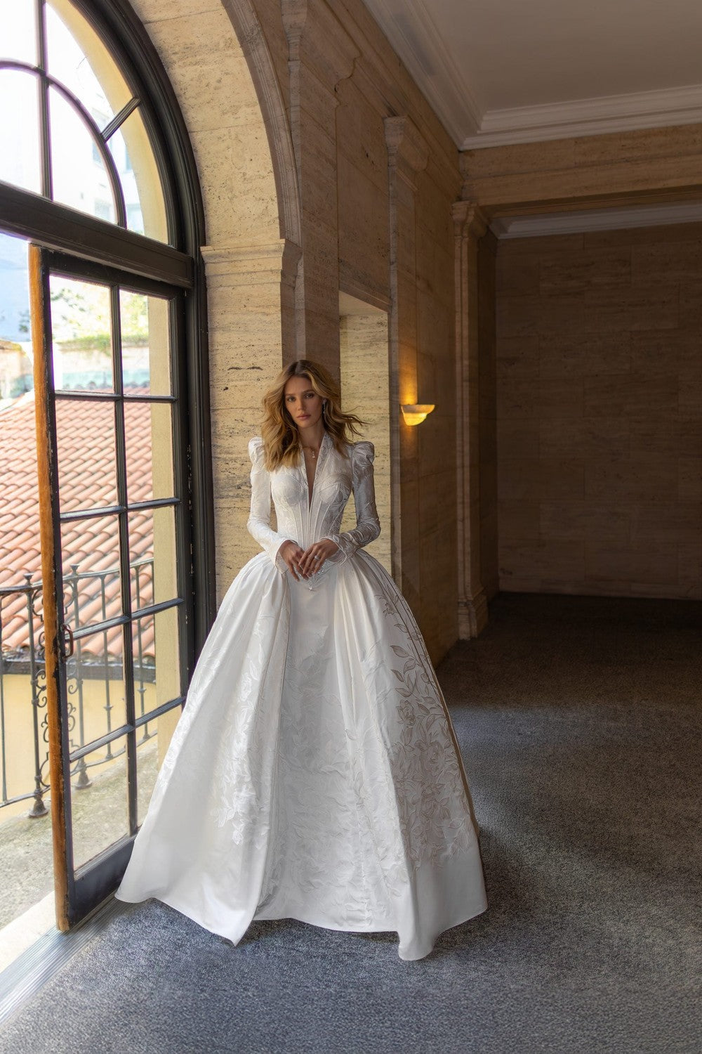 Timeless Pnina Tornai Wedding Dresses for the Modern Bride