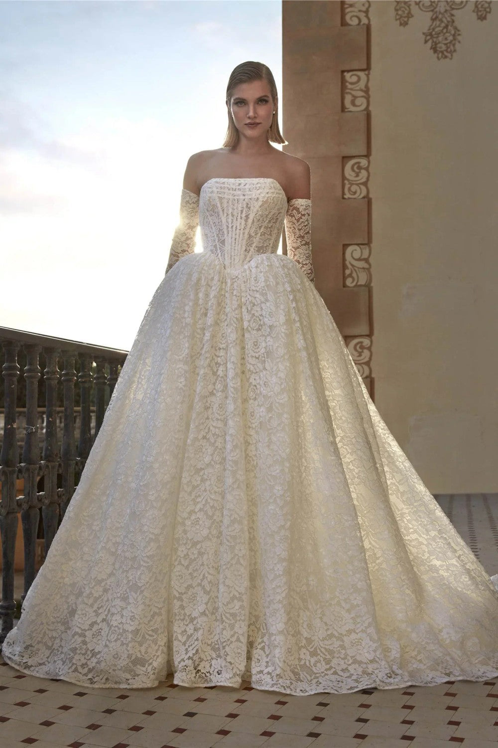 Why Detachable Sleeves Feel So Modern in Bridal