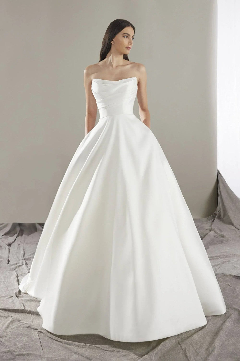 The Sculpted Elegance of Pronovias Mikado