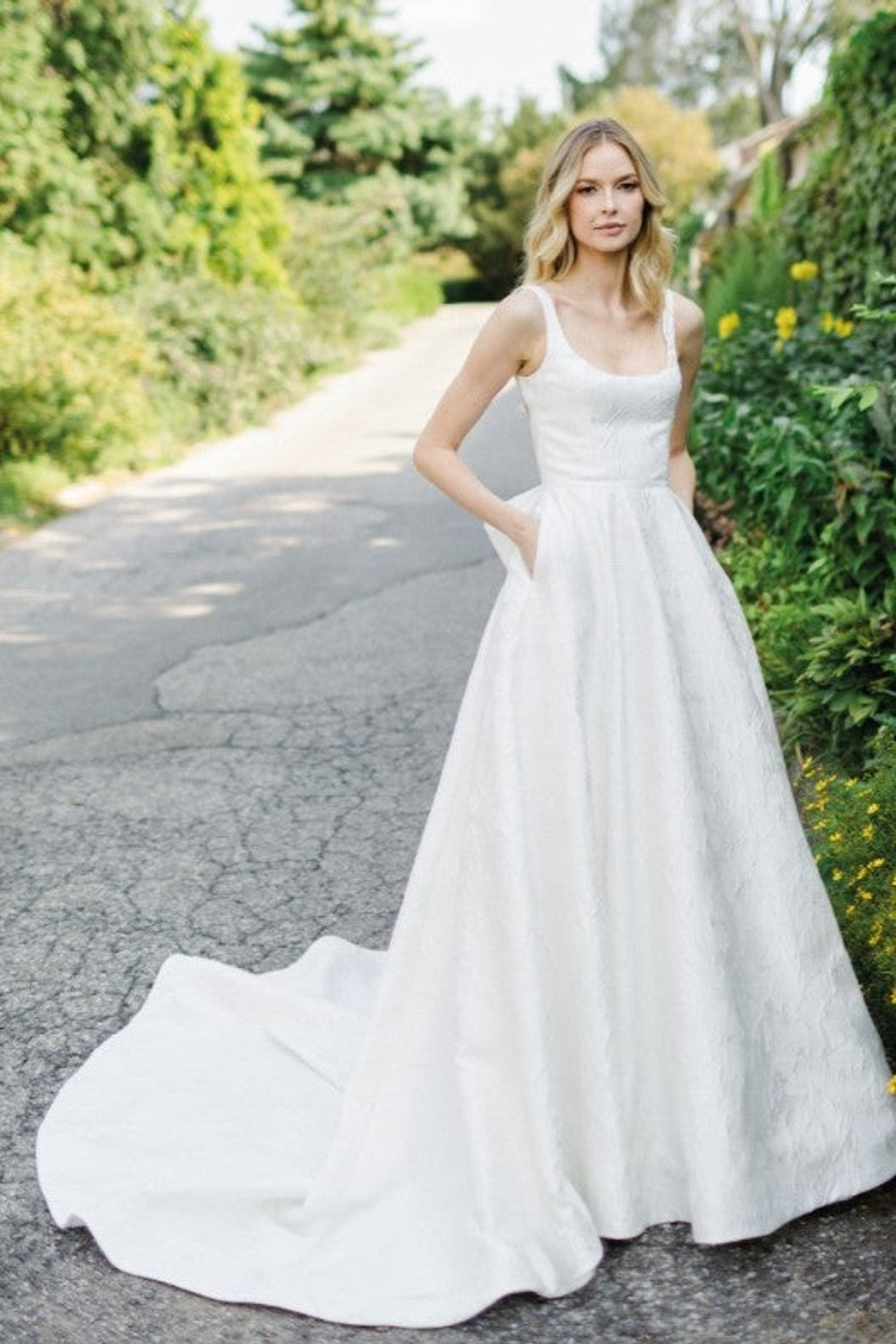 The Quiet Elegance of Verdin Bridal Scoop Dresses