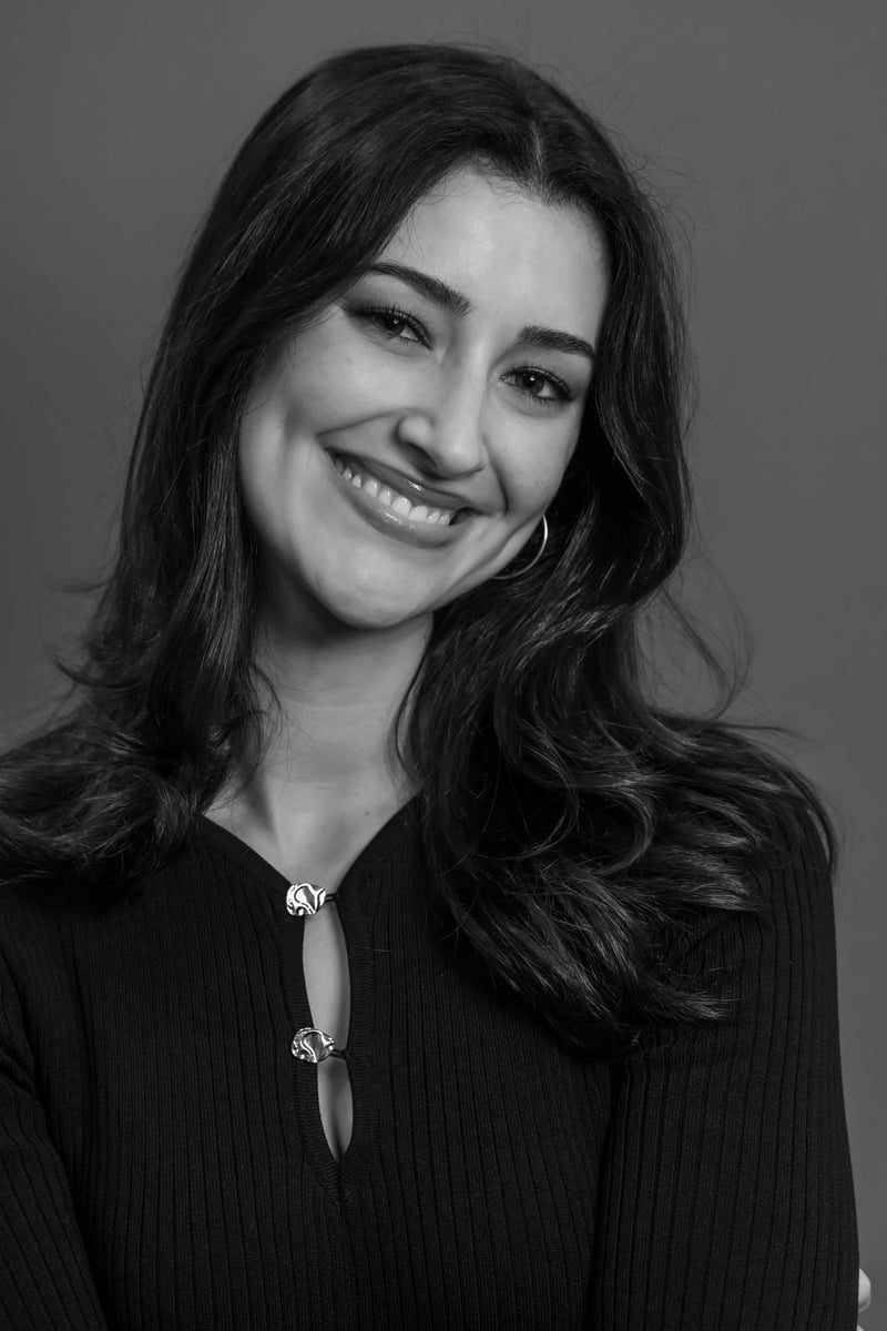 Felicia R — consultant photo