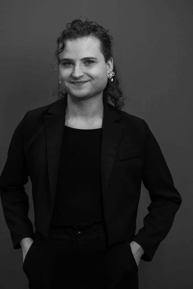 Jay H — consultant photo