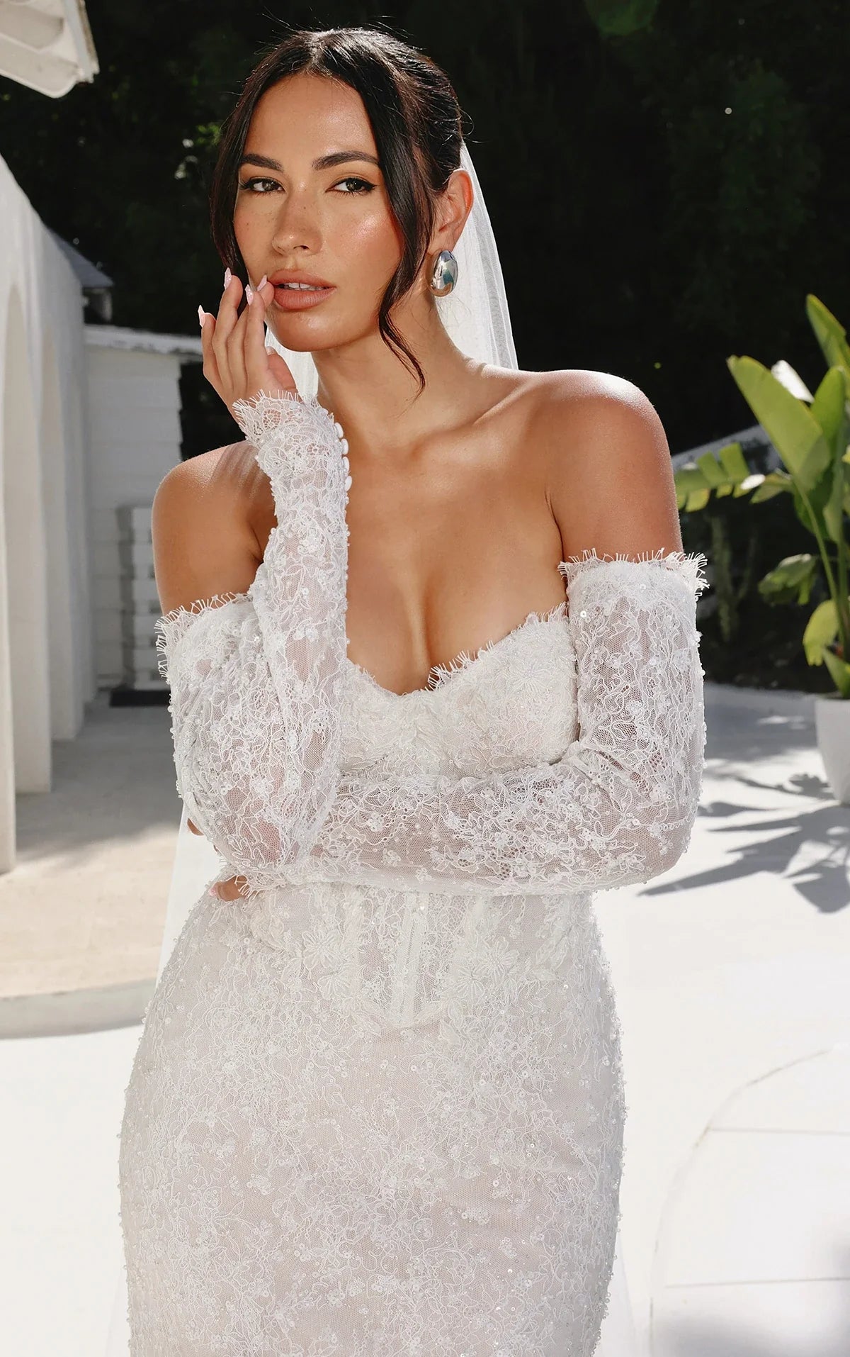 Embellished Lace Sheath Wedding Dress With Detachable Sleeves