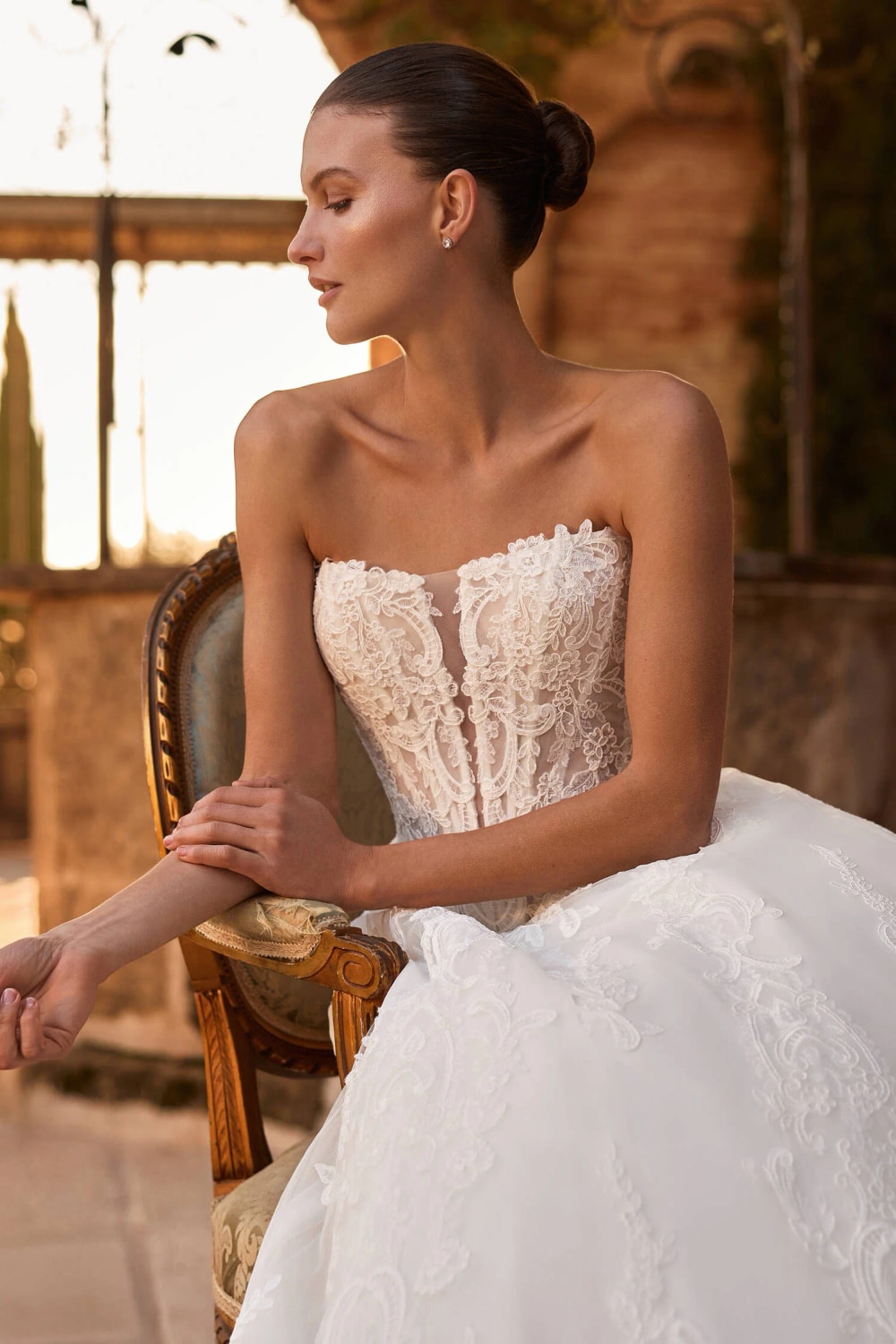 Romantic Strapless Straight Neckline Ball Gown by Pronovias — image 1 of 2