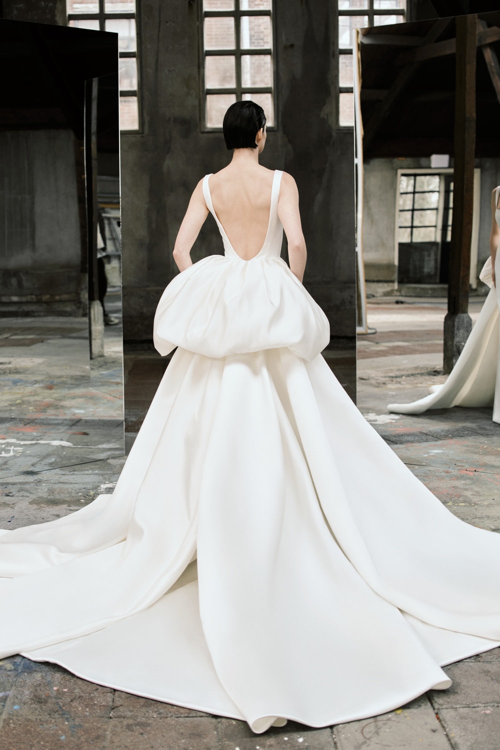 Structured and Modern Sheath Wedding Dress with a Dramatic Detachable Train by Viktor & Rolf — image 2 of 2