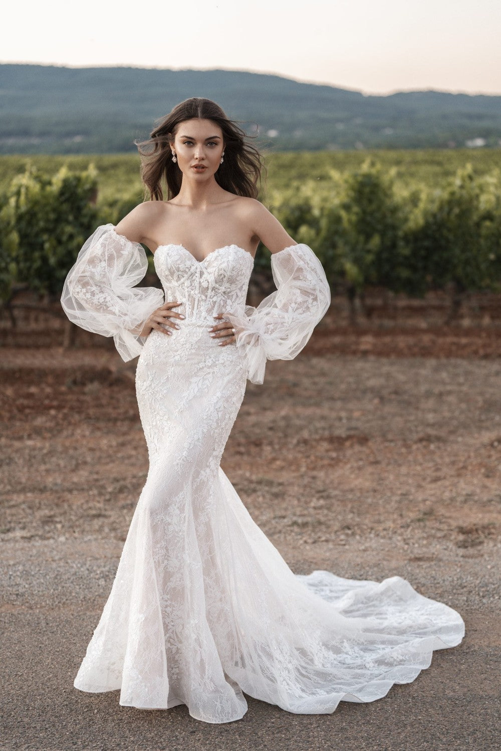 Sheath Wedding Dress With Puff Sleeves | Kleinfeld Bridal