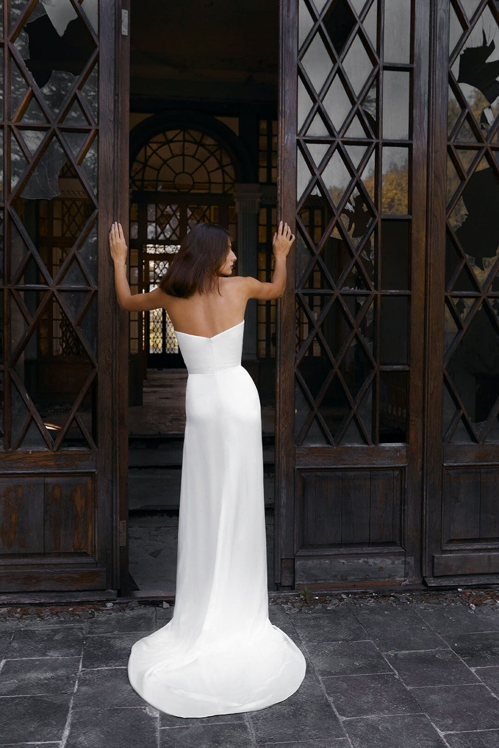 Chic And Contemporary Satin Sheath Wedding Dress With Slit by Alon Livné — image 2 of 2