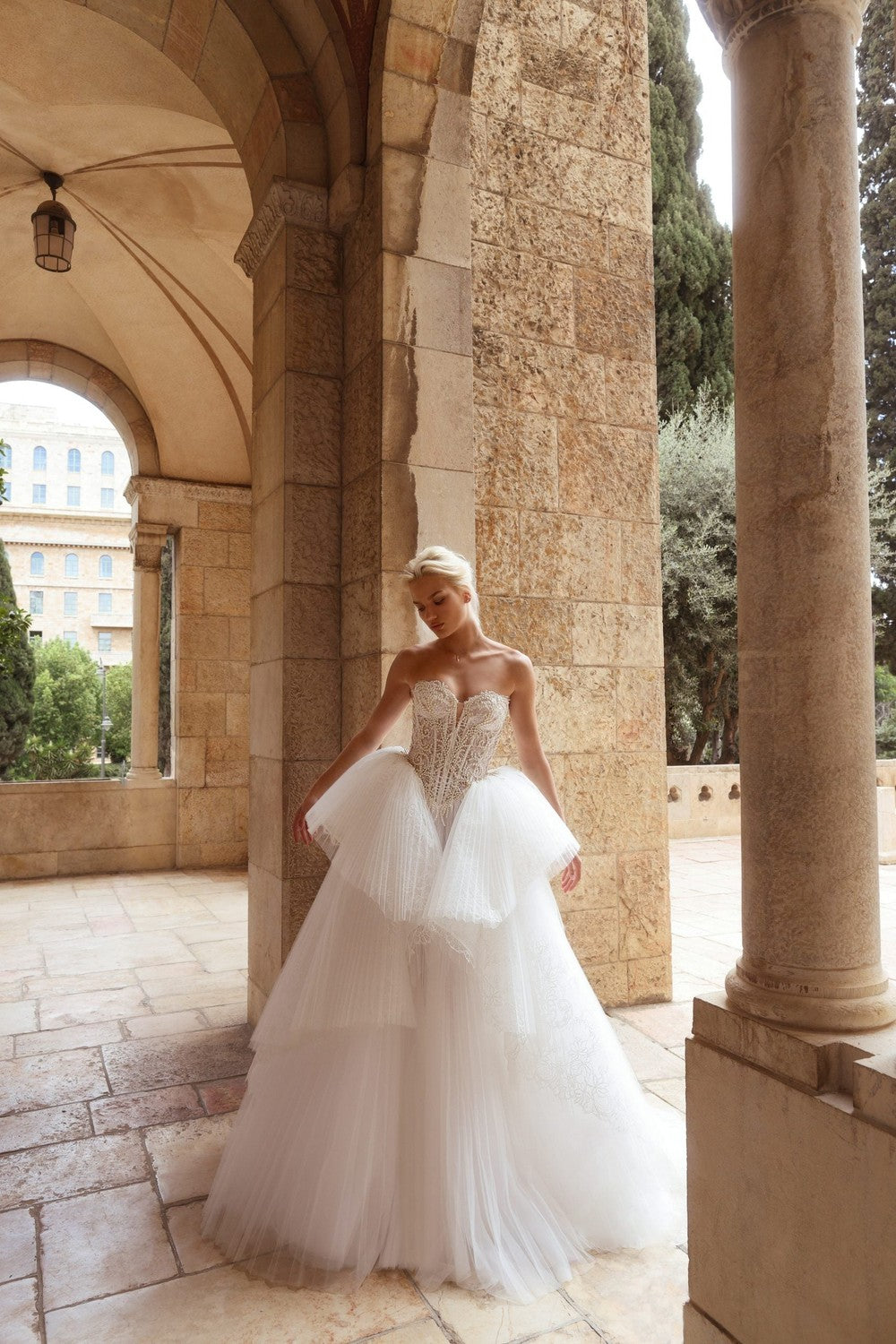 Chic And Romantic Strapless Lace And Pleated Tulle Ball Gown by Pnina Tornai — image 1 of 2