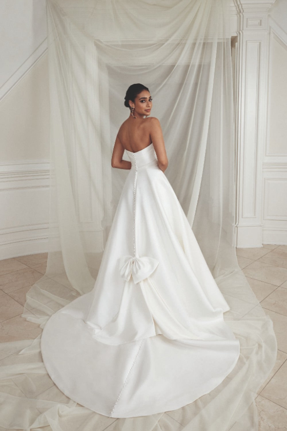 Chic and Timeless Silk A-Line Wedding Dress With Bow and Buttons by Justin Alexander — image 2 of 2