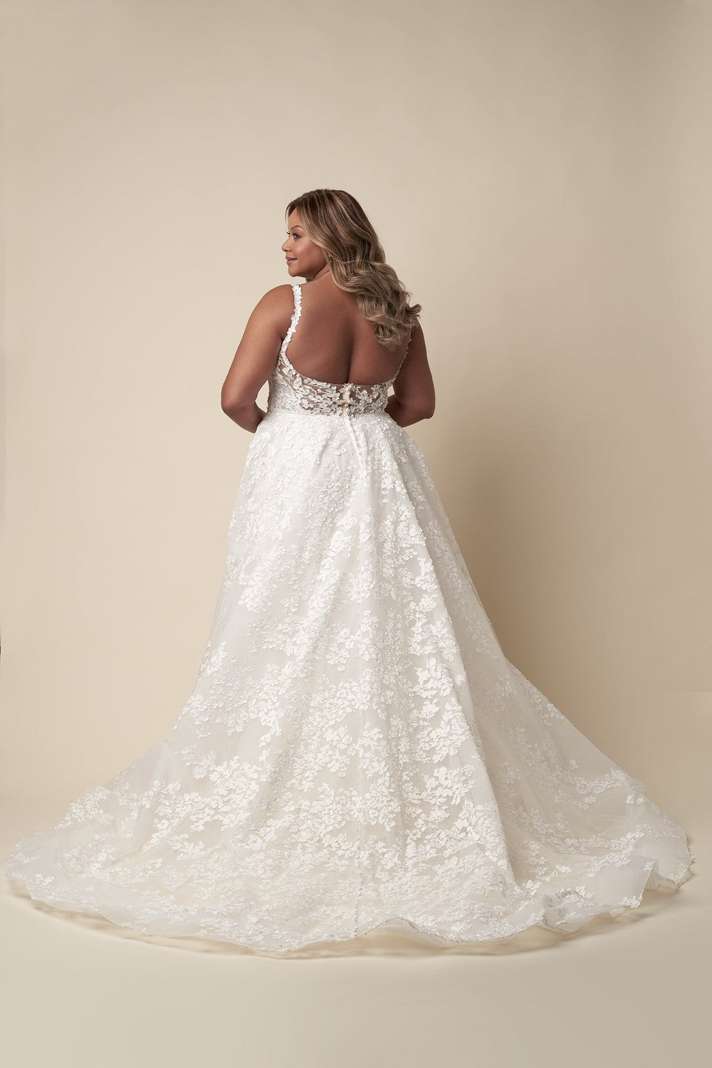 Plus-Size Modern And Romantic Square-Neck Floral A-Line Wedding Dress | Kleinfeld Bridal Plus-Size Modern And Romantic Square-Neck Floral A-Line Wedding Dress | Kleinfeld Bridal