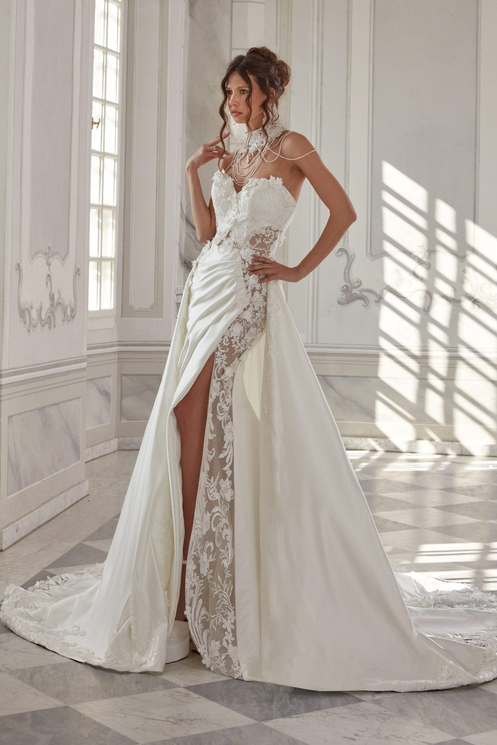 Delicate Mermaid Wedding Dress with Lace Accents