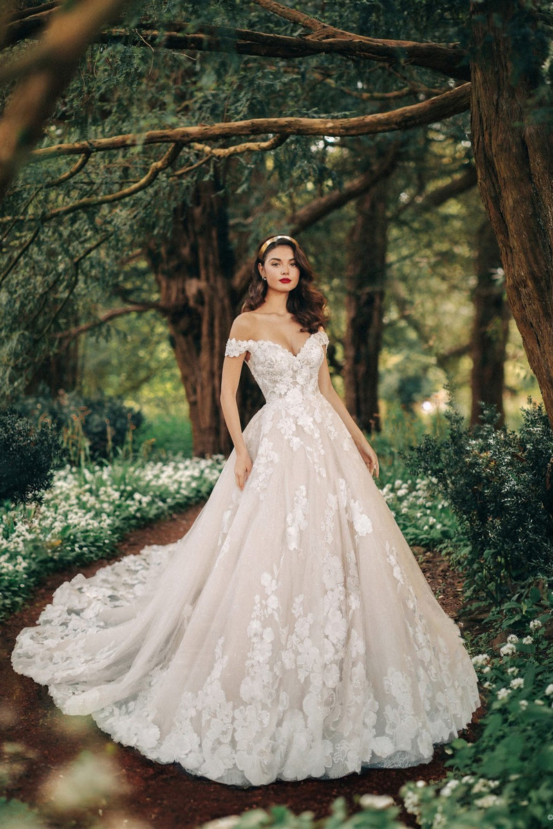 disney princess wedding dresses snow white Disney Fairy Tale Weddings - Snow White