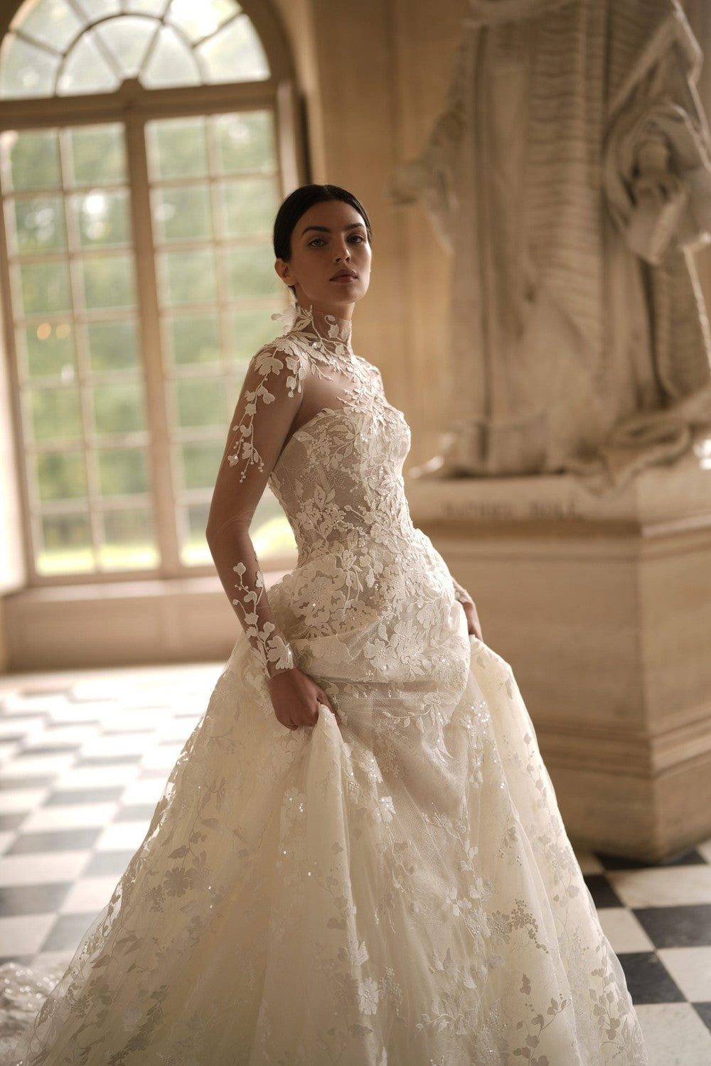 ラ プレリー サンプル Lee Petra Grebenau Lace Dresses | Kleinfeld Bridal