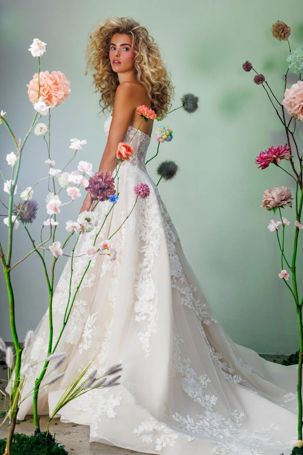 Sweet Floral A-Line Wedding Dress by Maria Farbinni — image 3 of 3