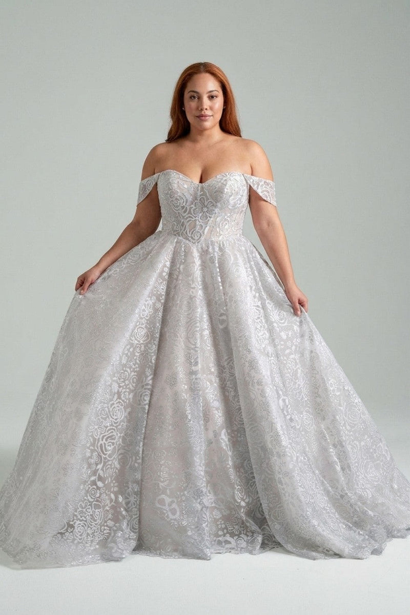 Plus-Size Dramatic And Unique Embellished Ball Gown With Detachable Straps | Kleinfeld Bridal Plus-Size Dramatic And Unique Embellished Ball Gown With Detachable Straps | Kleinfeld Bridal