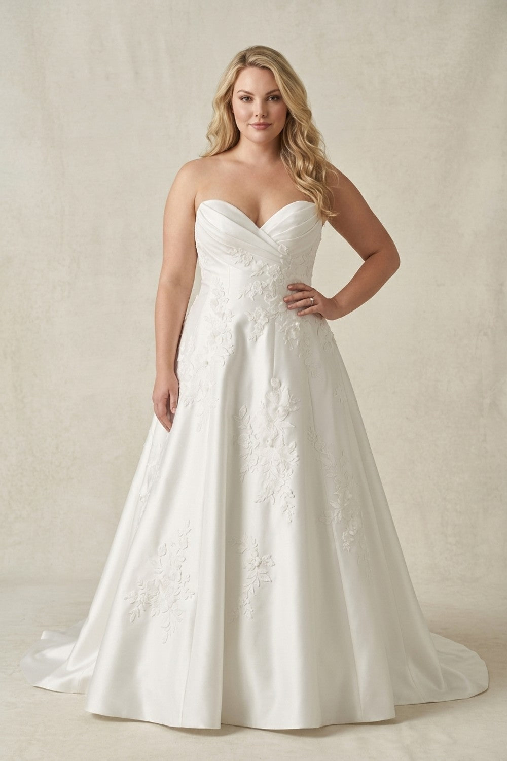 Plus-Size Modern A‑Line Wedding Dress With 3D Floral Lace — plus-size render