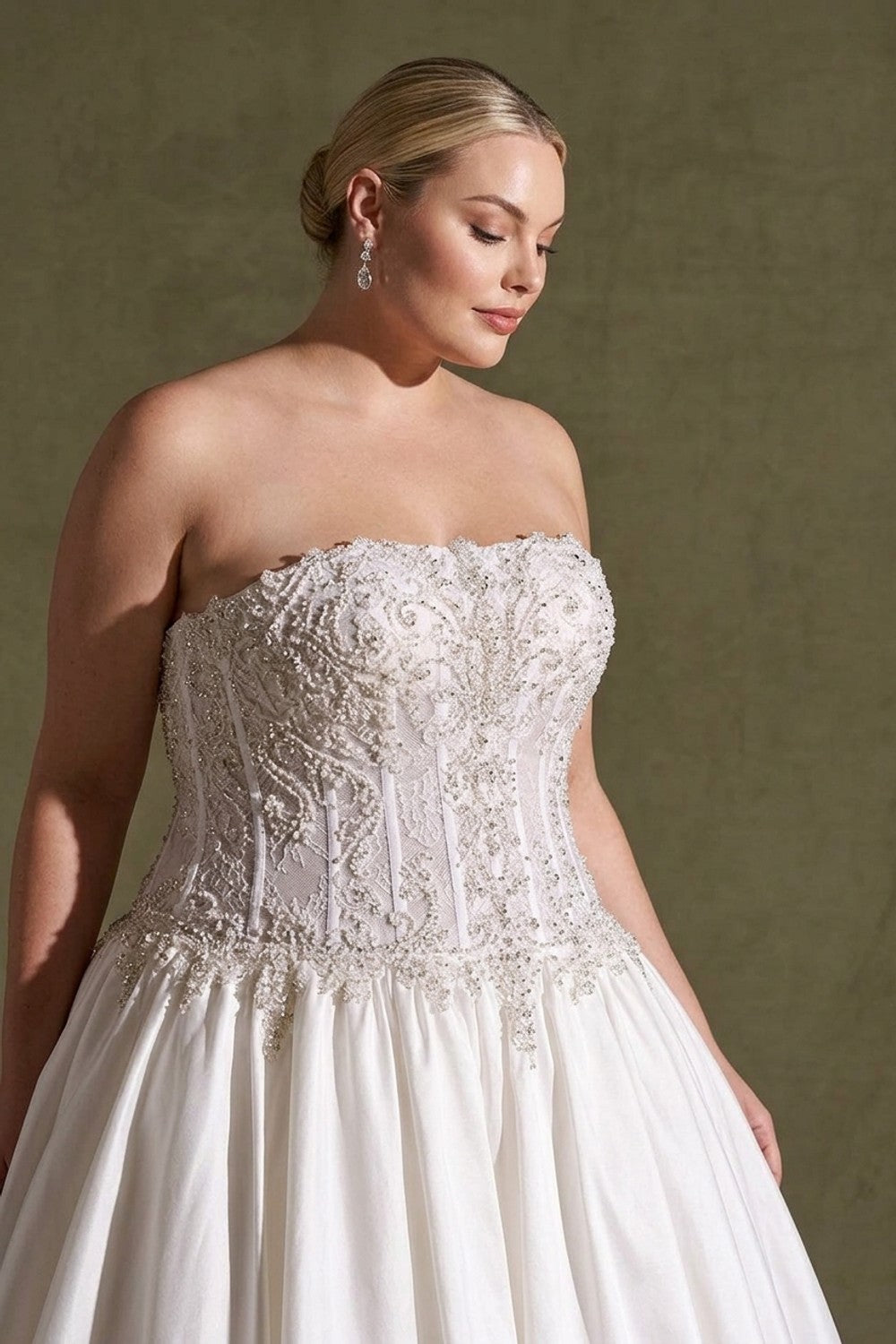 Plus-Size Romantic Strapless Ball Gown with Lined Bodice — plus-size render