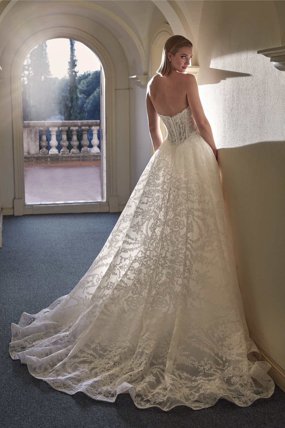 Romantic Basque-Waist Lace A-Line Wedding Dress by Pronovias — image 2 of 2
